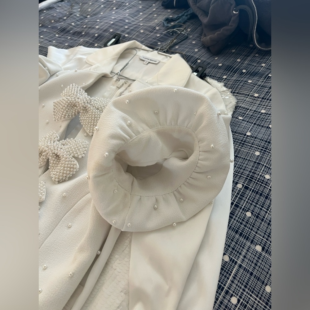 Rebecca Vallance White bow Mini Dress Puff Sleeves pearls bride size 2, 4 stains - Picture 11 of 16